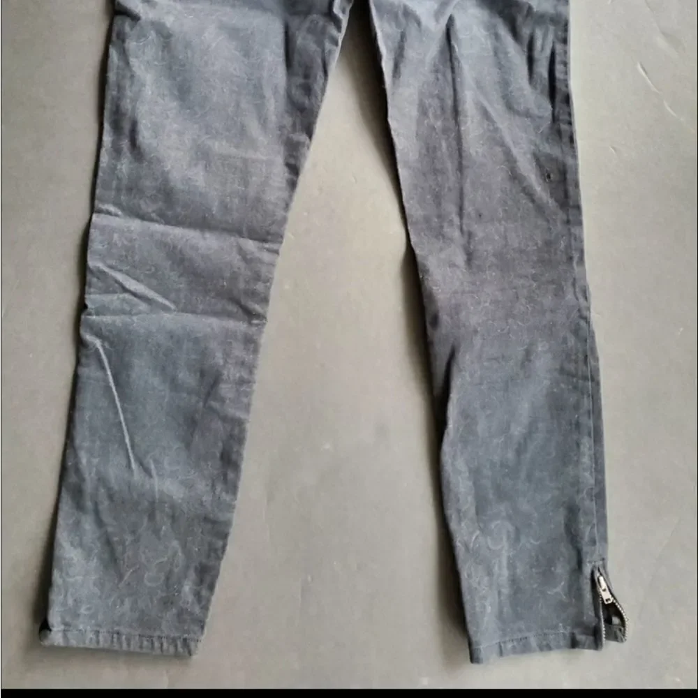 Zara Women's Premium Denim Collection Pants - Picture 9 of 10